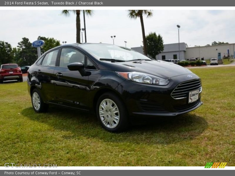 Tuxedo Black / Charcoal Black 2014 Ford Fiesta S Sedan