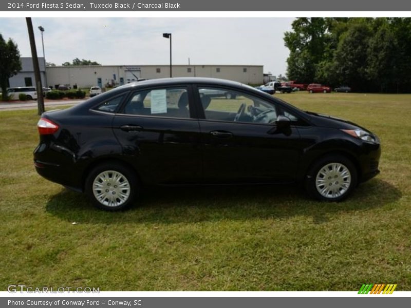 Tuxedo Black / Charcoal Black 2014 Ford Fiesta S Sedan