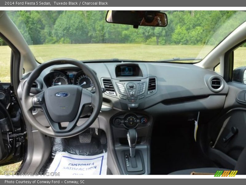 Tuxedo Black / Charcoal Black 2014 Ford Fiesta S Sedan
