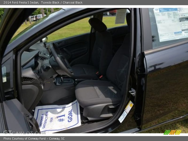 Tuxedo Black / Charcoal Black 2014 Ford Fiesta S Sedan