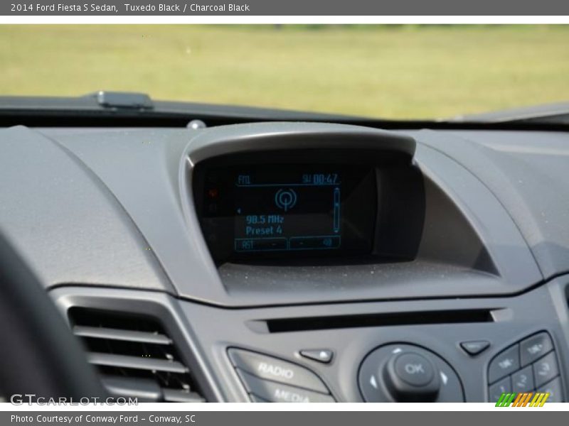 Tuxedo Black / Charcoal Black 2014 Ford Fiesta S Sedan