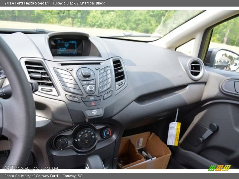 Tuxedo Black / Charcoal Black 2014 Ford Fiesta S Sedan