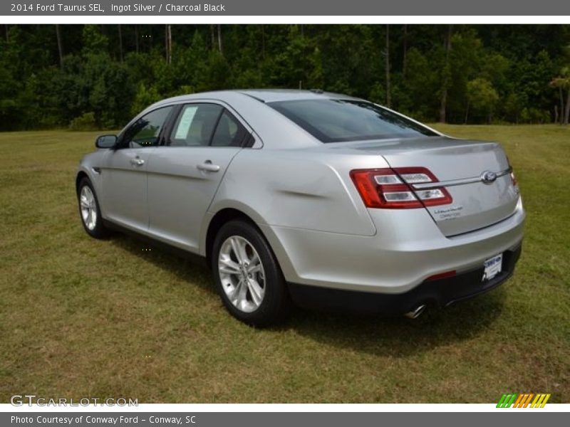 Ingot Silver / Charcoal Black 2014 Ford Taurus SEL