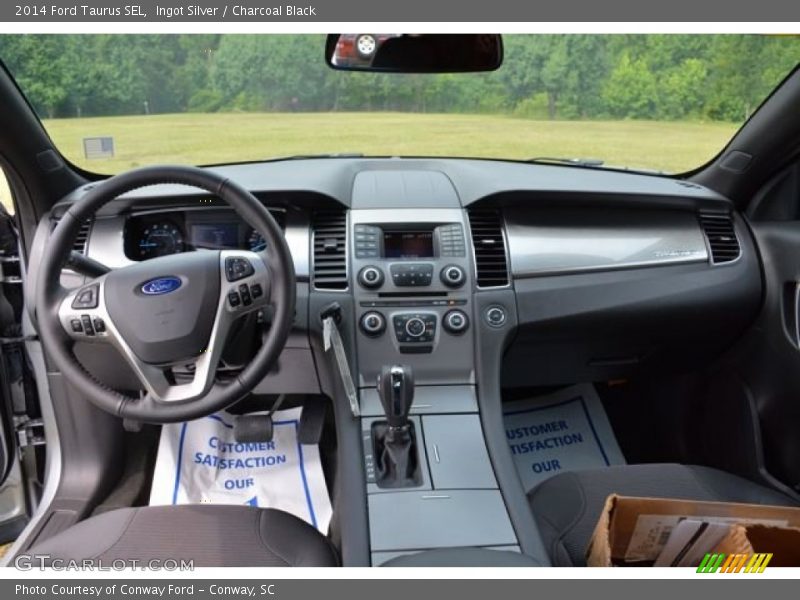 Ingot Silver / Charcoal Black 2014 Ford Taurus SEL
