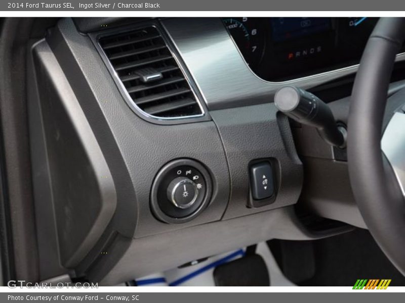 Ingot Silver / Charcoal Black 2014 Ford Taurus SEL