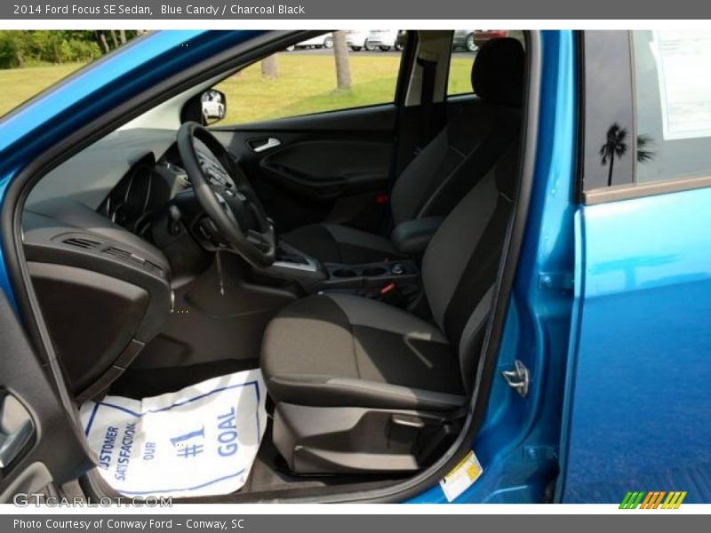 Blue Candy / Charcoal Black 2014 Ford Focus SE Sedan