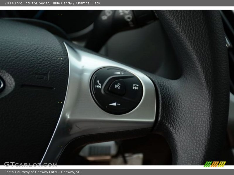 Blue Candy / Charcoal Black 2014 Ford Focus SE Sedan