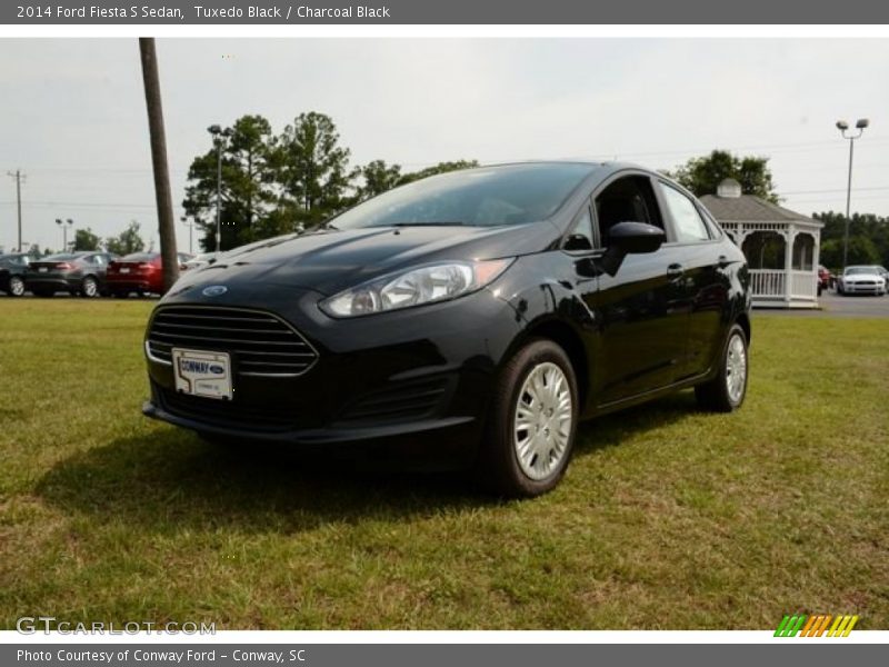 Tuxedo Black / Charcoal Black 2014 Ford Fiesta S Sedan