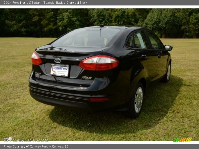 Tuxedo Black / Charcoal Black 2014 Ford Fiesta S Sedan
