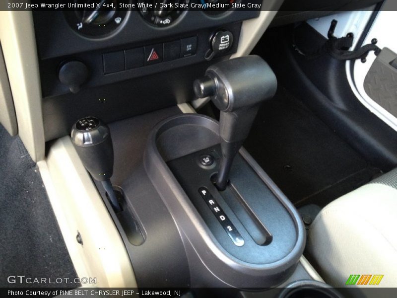 Stone White / Dark Slate Gray/Medium Slate Gray 2007 Jeep Wrangler Unlimited X 4x4