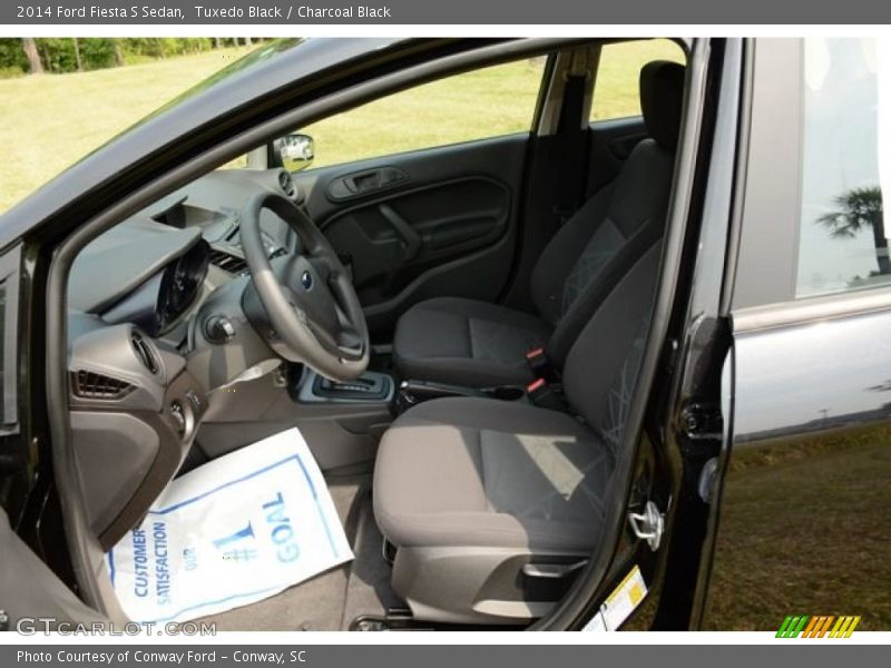 Tuxedo Black / Charcoal Black 2014 Ford Fiesta S Sedan