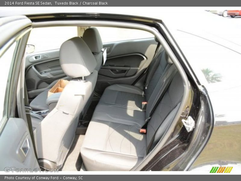 Tuxedo Black / Charcoal Black 2014 Ford Fiesta SE Sedan