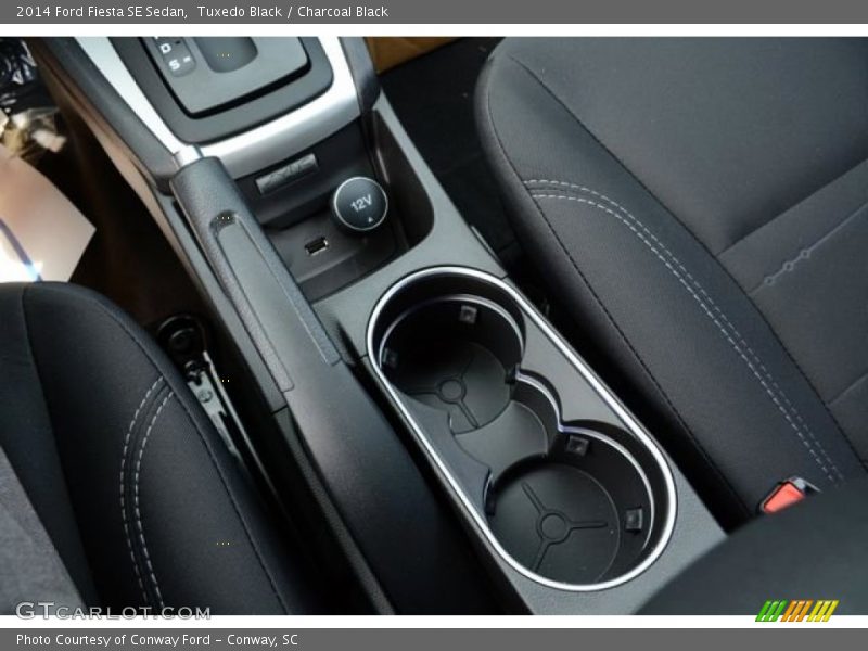 Tuxedo Black / Charcoal Black 2014 Ford Fiesta SE Sedan