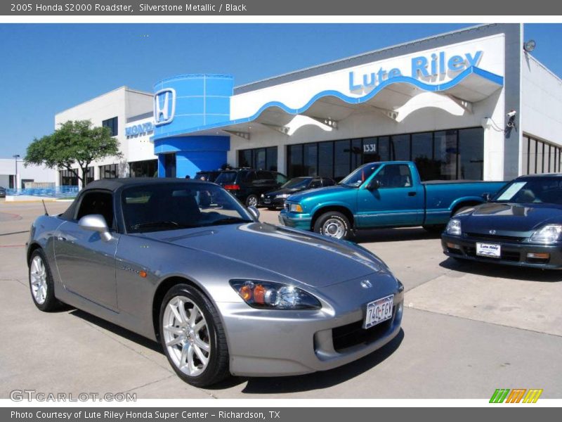 Silverstone Metallic / Black 2005 Honda S2000 Roadster