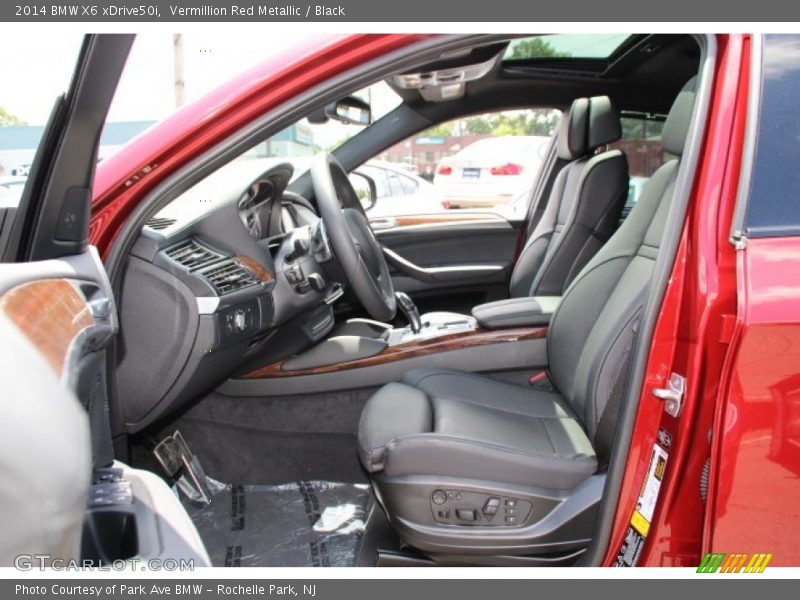 Front Seat of 2014 X6 xDrive50i