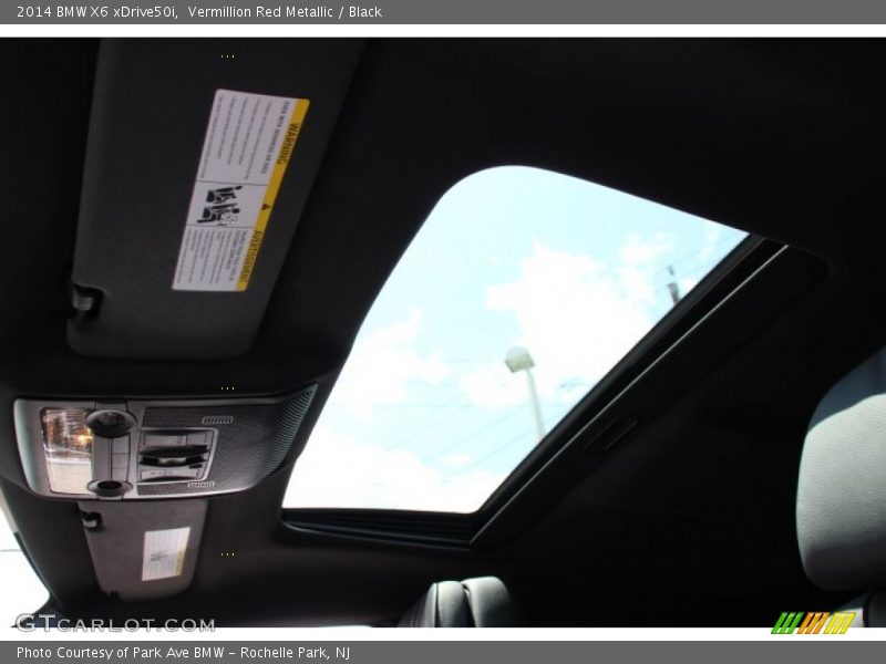 Sunroof of 2014 X6 xDrive50i