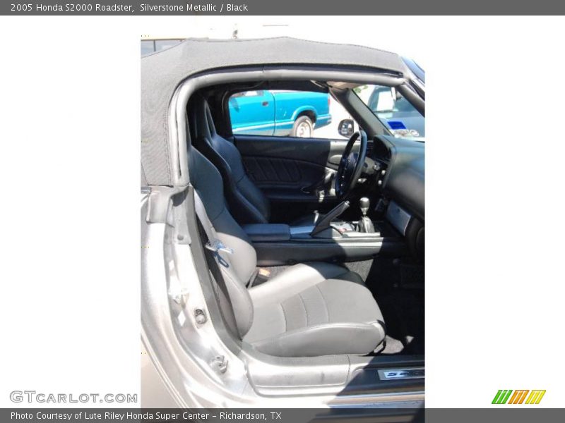 Silverstone Metallic / Black 2005 Honda S2000 Roadster