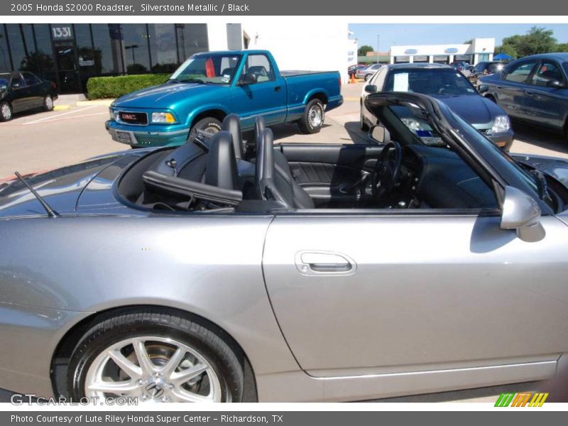Silverstone Metallic / Black 2005 Honda S2000 Roadster