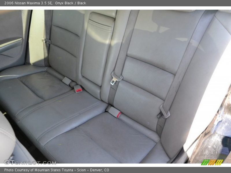 Onyx Black / Black 2006 Nissan Maxima 3.5 SE