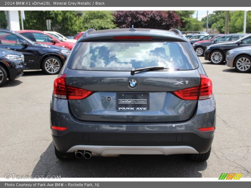 Mineral Grey Metallic / Black 2014 BMW X1 xDrive28i