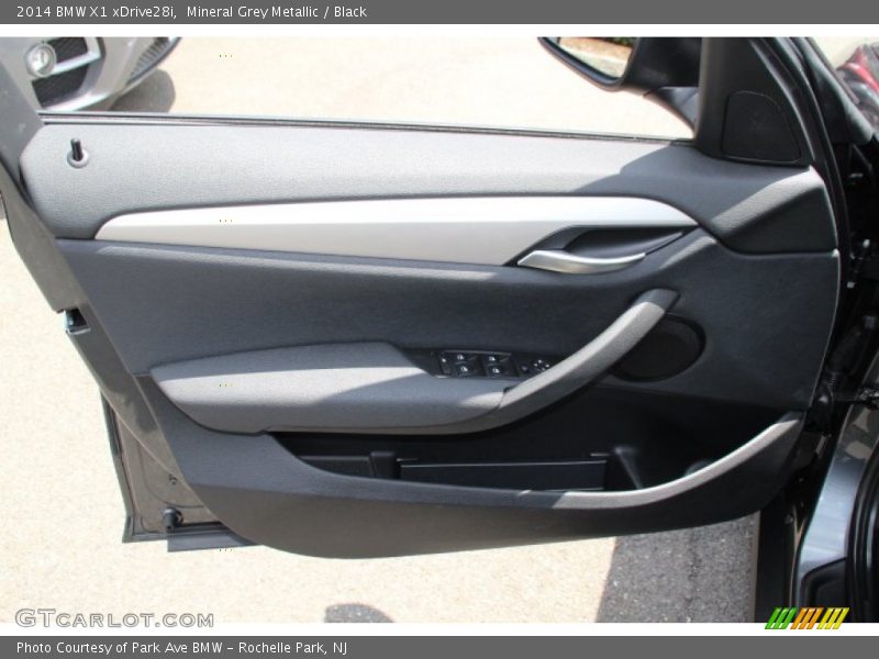 Mineral Grey Metallic / Black 2014 BMW X1 xDrive28i