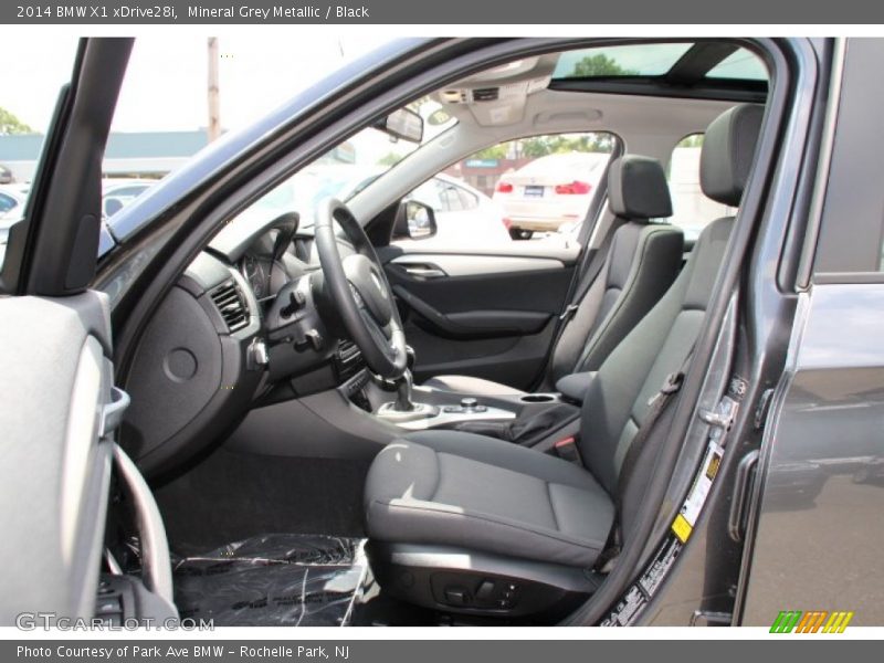 Mineral Grey Metallic / Black 2014 BMW X1 xDrive28i
