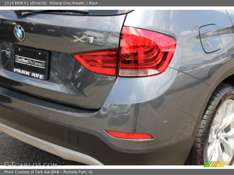 Mineral Grey Metallic / Black 2014 BMW X1 xDrive28i