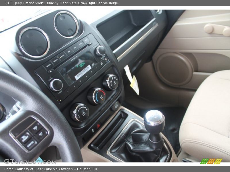 Black / Dark Slate Gray/Light Pebble Beige 2012 Jeep Patriot Sport