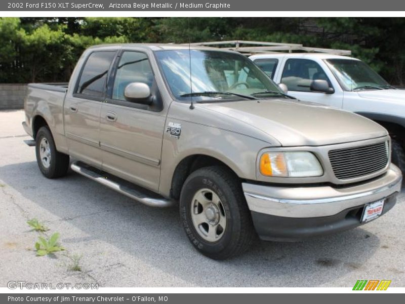 Arizona Beige Metallic / Medium Graphite 2002 Ford F150 XLT SuperCrew