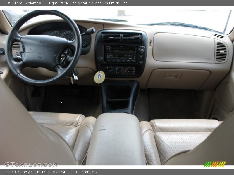 Light Prairie Tan Metallic / Medium Prairie Tan 1998 Ford Explorer XLT