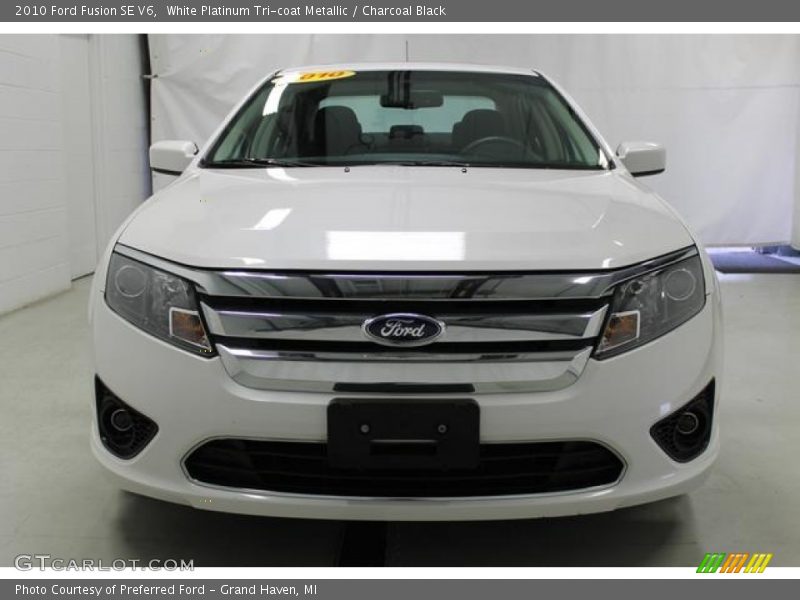 White Platinum Tri-coat Metallic / Charcoal Black 2010 Ford Fusion SE V6