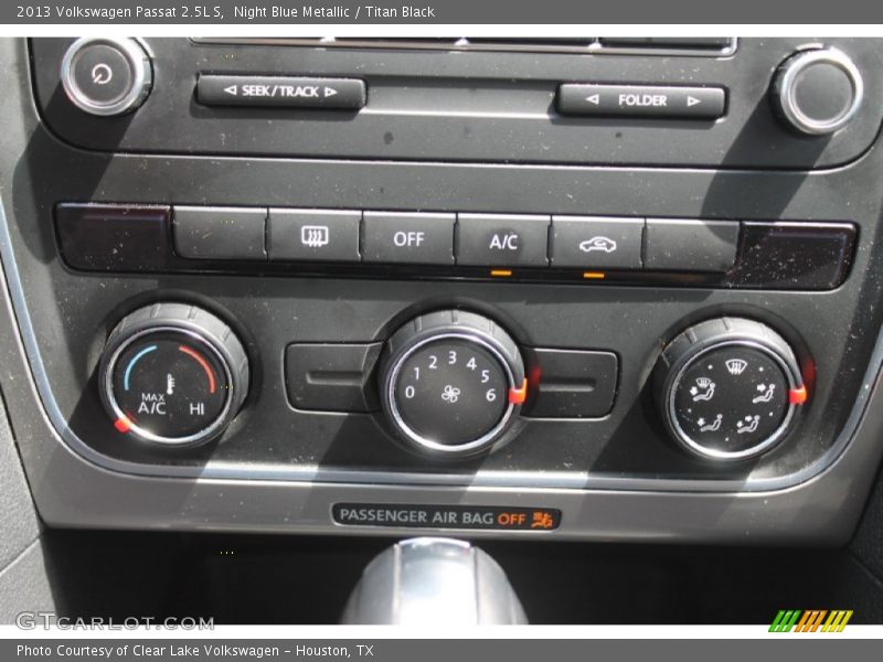 Night Blue Metallic / Titan Black 2013 Volkswagen Passat 2.5L S