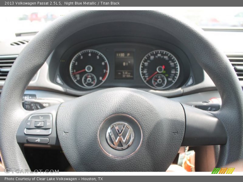 Night Blue Metallic / Titan Black 2013 Volkswagen Passat 2.5L S