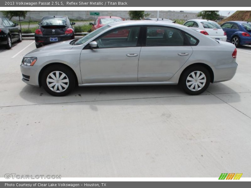 Reflex Silver Metallic / Titan Black 2013 Volkswagen Passat 2.5L S