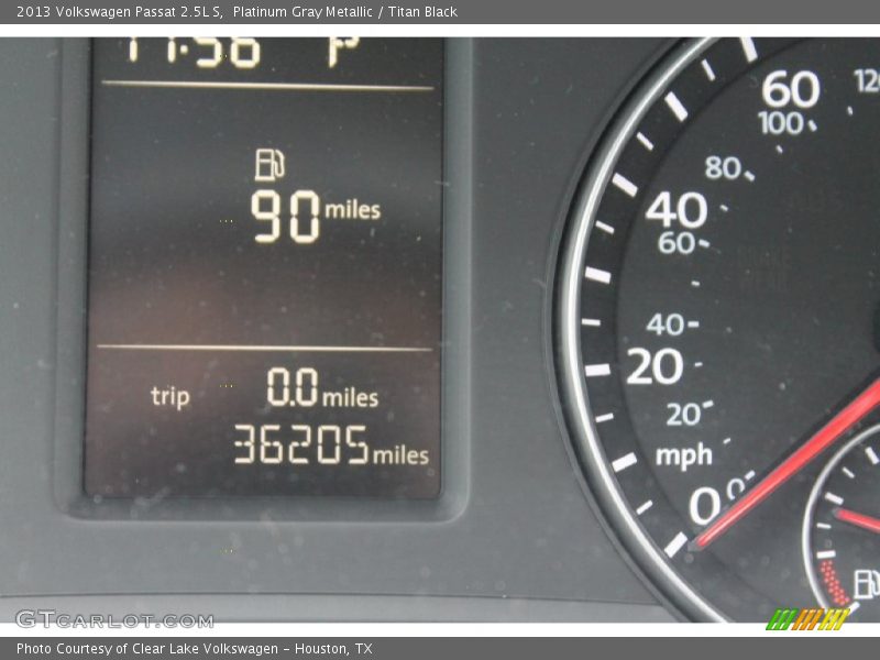 Platinum Gray Metallic / Titan Black 2013 Volkswagen Passat 2.5L S