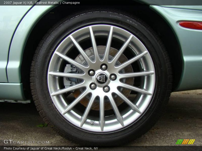 Seafrost Metallic / Champagne 2007 Jaguar XJ XJ8