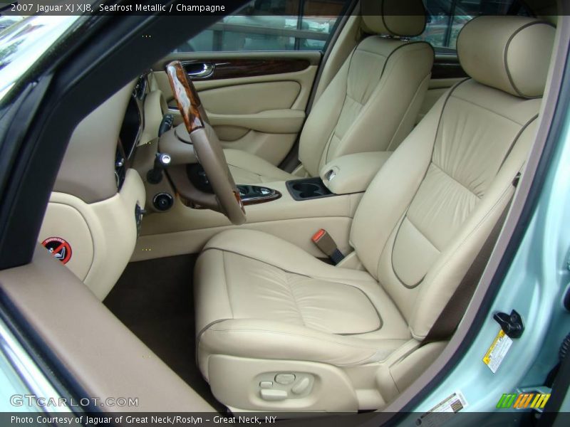 Seafrost Metallic / Champagne 2007 Jaguar XJ XJ8
