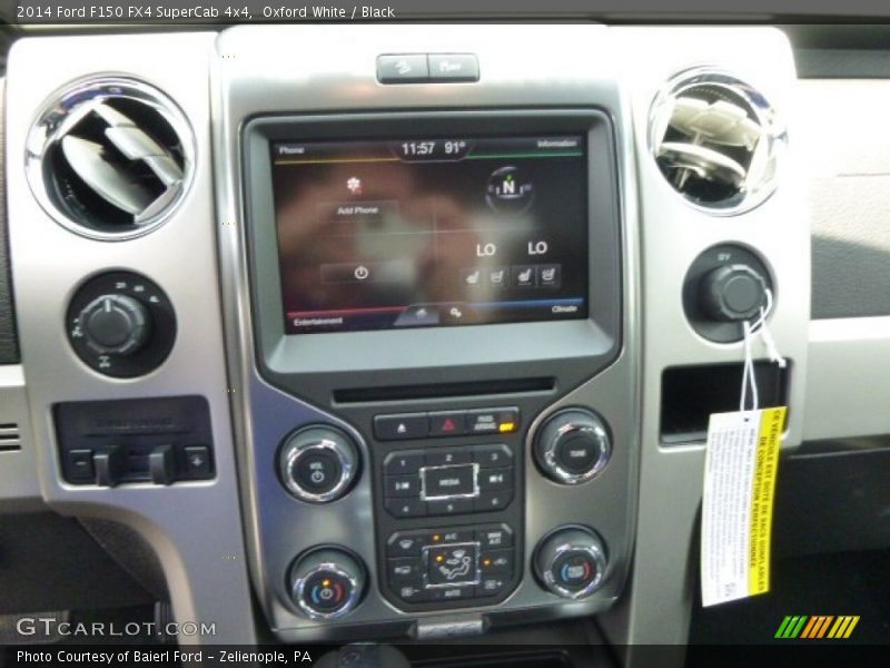 Oxford White / Black 2014 Ford F150 FX4 SuperCab 4x4