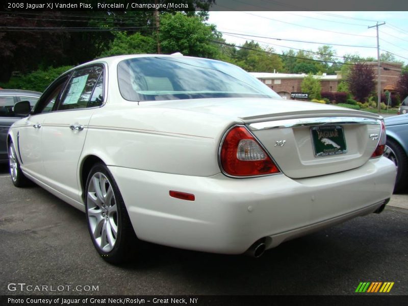 Porcelain / Champagne/Mocha 2008 Jaguar XJ Vanden Plas