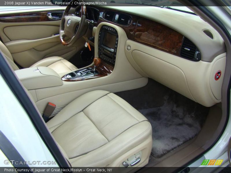 Porcelain / Champagne/Mocha 2008 Jaguar XJ Vanden Plas