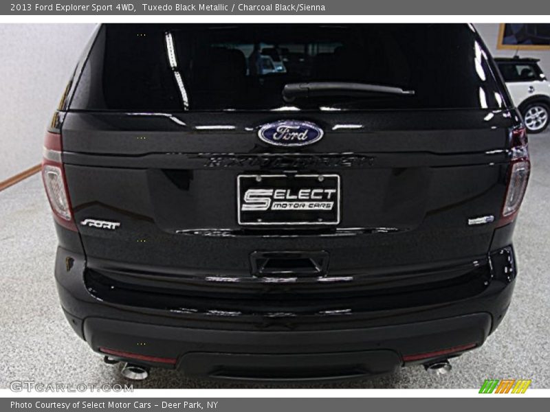 Tuxedo Black Metallic / Charcoal Black/Sienna 2013 Ford Explorer Sport 4WD