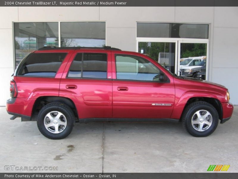 Majestic Red Metallic / Medium Pewter 2004 Chevrolet TrailBlazer LT