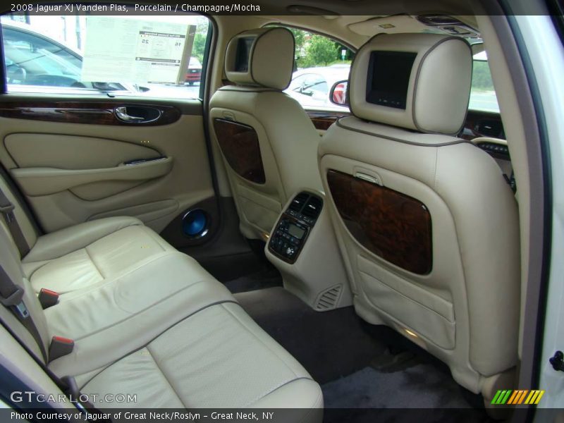 Porcelain / Champagne/Mocha 2008 Jaguar XJ Vanden Plas