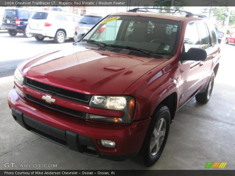 Majestic Red Metallic / Medium Pewter 2004 Chevrolet TrailBlazer LT