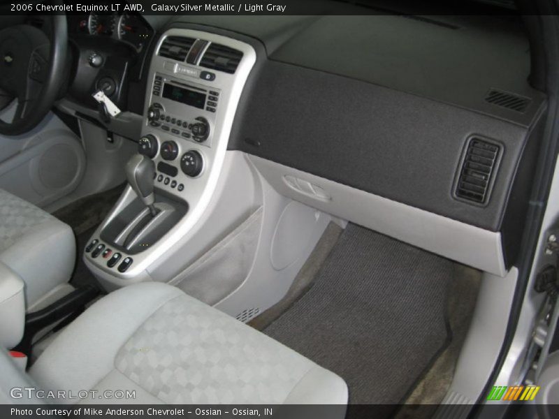 Galaxy Silver Metallic / Light Gray 2006 Chevrolet Equinox LT AWD