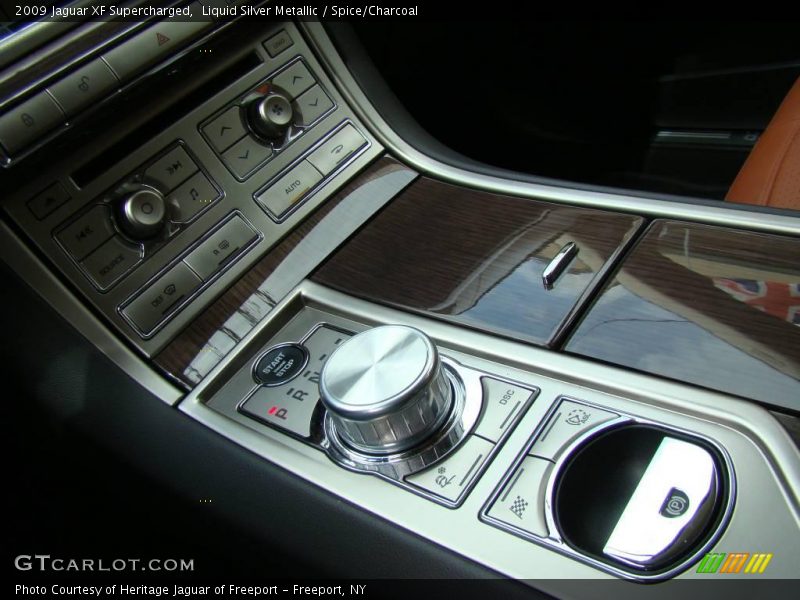 Liquid Silver Metallic / Spice/Charcoal 2009 Jaguar XF Supercharged