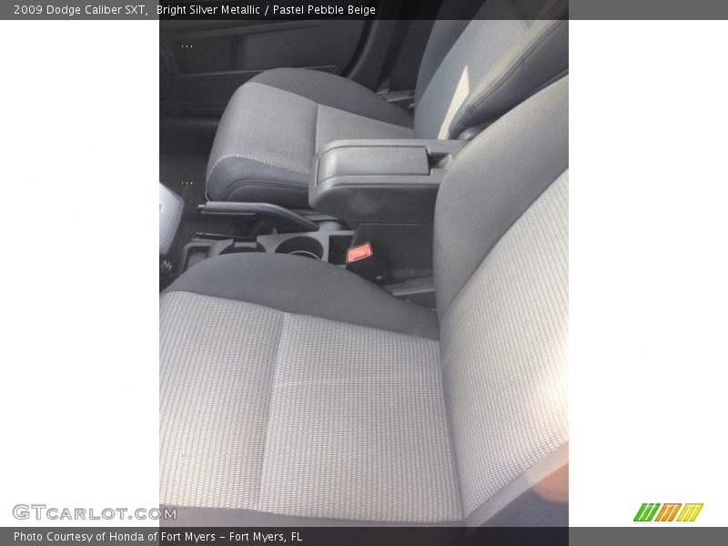 Bright Silver Metallic / Pastel Pebble Beige 2009 Dodge Caliber SXT