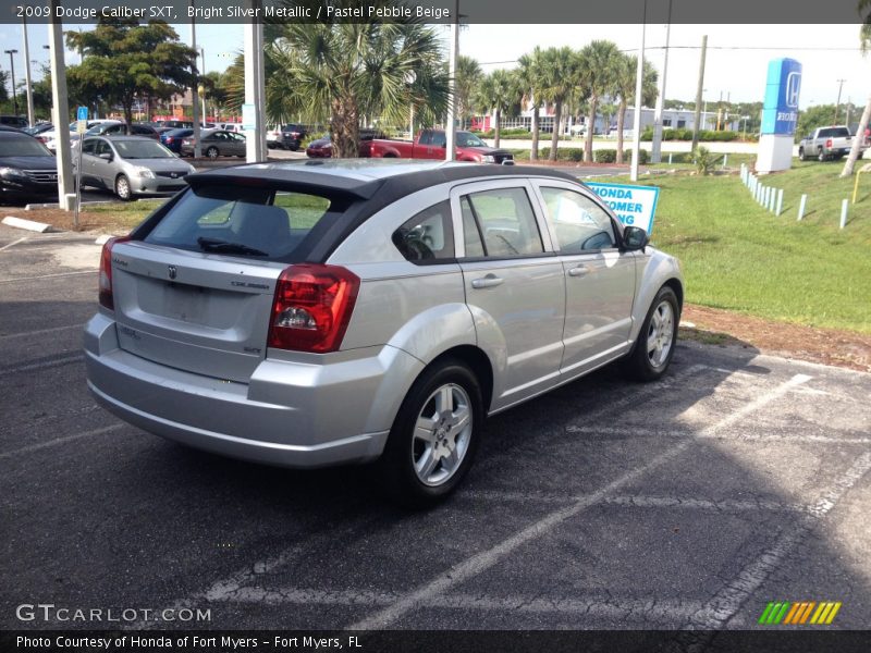 Bright Silver Metallic / Pastel Pebble Beige 2009 Dodge Caliber SXT