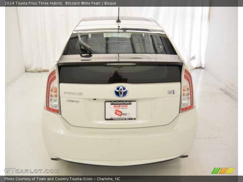 Blizzard White Pearl / Bisque 2014 Toyota Prius Three Hybrid