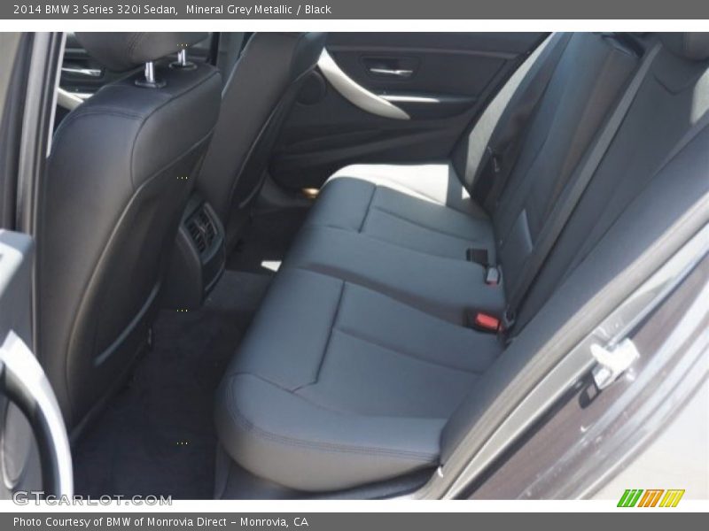 Mineral Grey Metallic / Black 2014 BMW 3 Series 320i Sedan